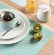 Gewebtes Tischset in Mint aus Kunststoff mit feiner Wellenstruktur, rechteckig und abwischbar
