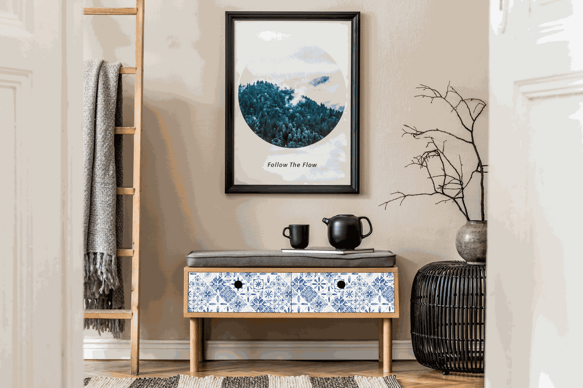 Vénilia Klebefolie Premium Tiles in moderner Fliesenoptik, matte kratzfeste Oberfläche, selbstklebend, 45 x 200 cm, vielseitig für Möbel und Türen, blasenfrei anbringbar