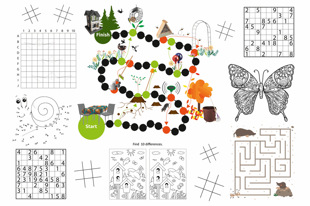 Tischset aus Papier als bunter Spiel- und Rätselblock mit Labyrinth, Sudoku, Schmetterling und Ausmalbildern