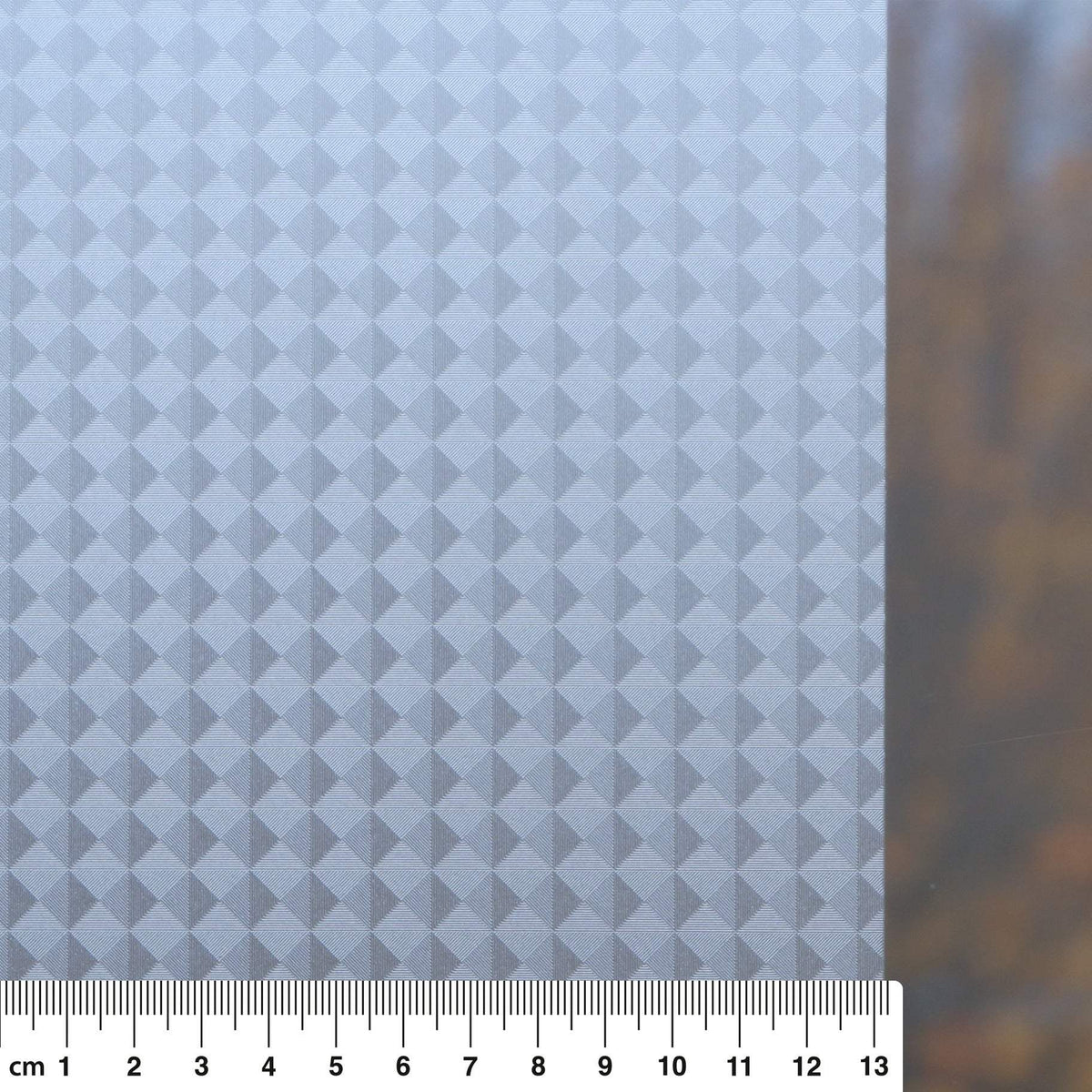 Vitrostatic Sichtschutzfolie mit geometrischem Muster für Fenster, lichtdurchlässig und dekorativ, einfacher Montage ohne Kleber, PVC-frei und rückstandsfrei entfernbar